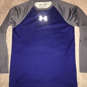 Boys UA shirt